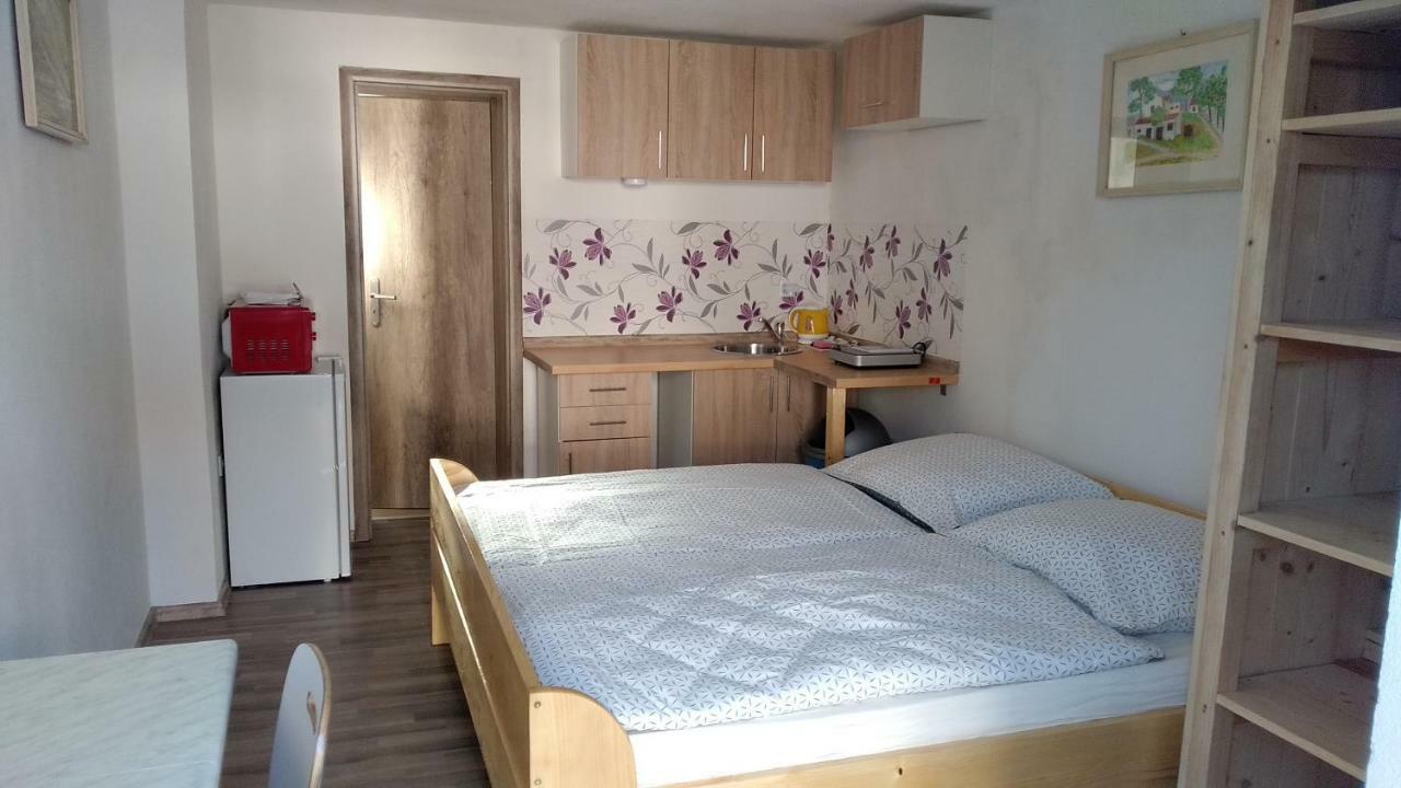 Ubytovani Dagmar Podivin Zimmer foto